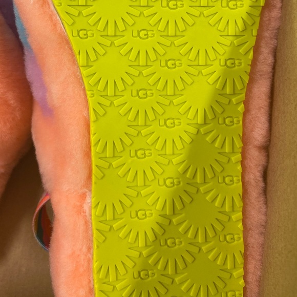 🔖 UGG RARE! FLUFF YEAH PEACH BLISS MULTI (BIG KID) - Picture 5 of 7